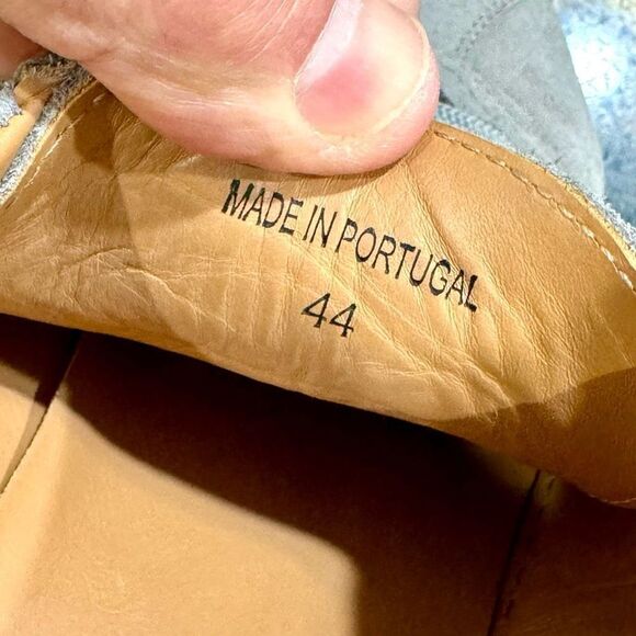 Mugnaio (Portugal) Gray Suede Retro Sneakers. Size 44/US 10.5. - Picture 9 of 12